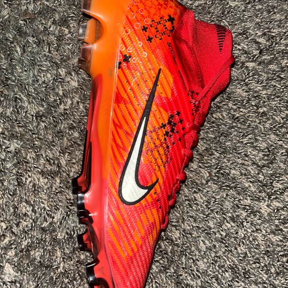 Nike Zoom Mercurial Superfly 9 Elite MDS FG Soccer Cleats.    Red/Orange cleats main image 5